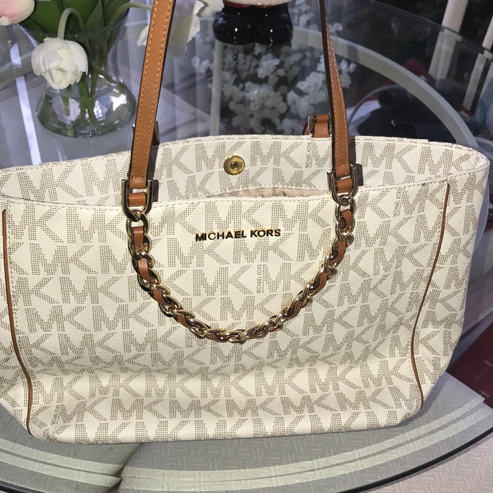 Michael Kors Leather Chain Tote (Authentic)
